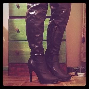 Love Culture Thigh High Black Boots